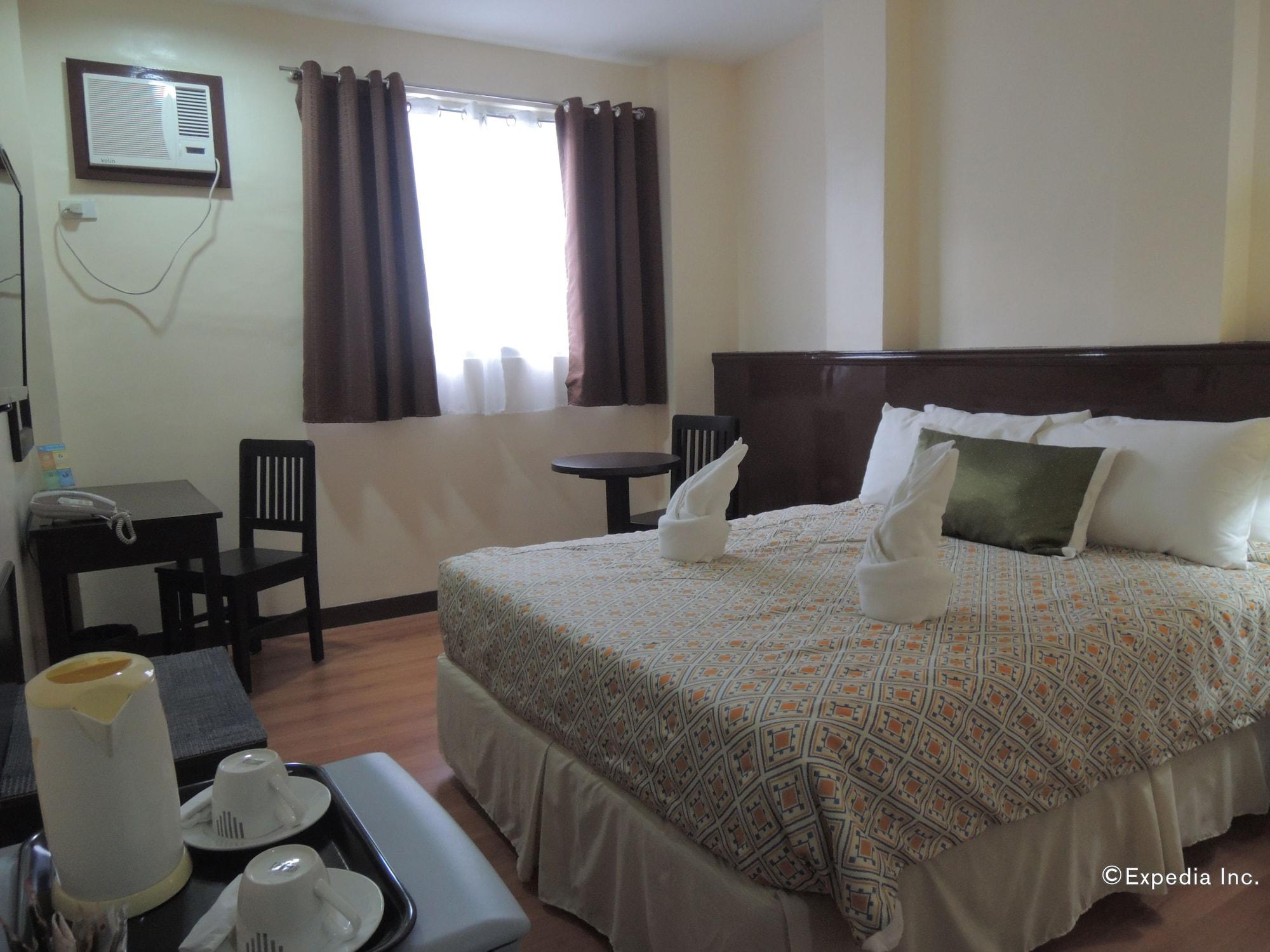 Days Hotel Cebu - Toledo Екстериор снимка